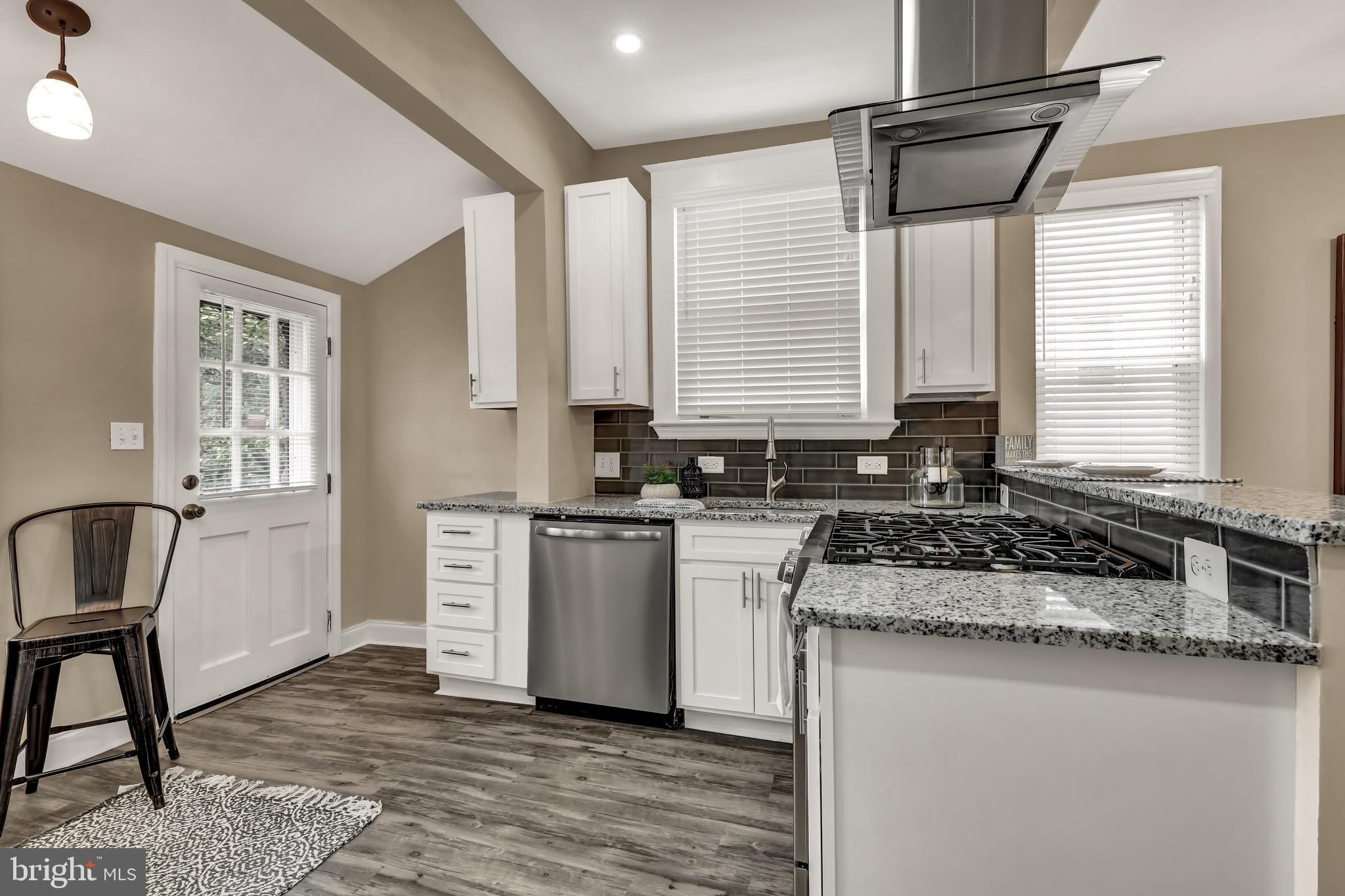 2706 Rueckert Avenue Baltimore, MD 21214 - Photo 4 of 28 Gallery Image 4