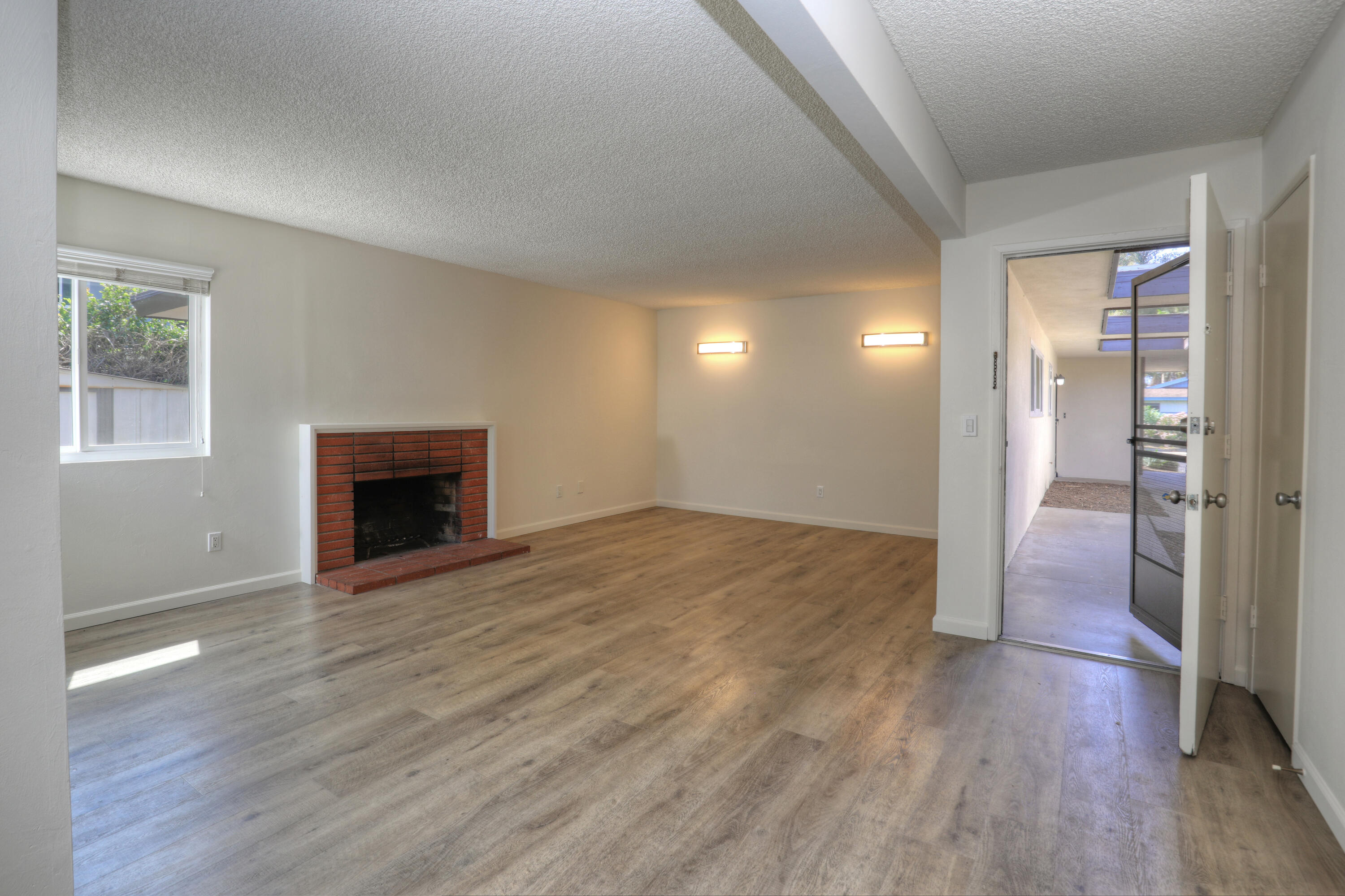 250 Ribera Drive Santa Barbara, CA 93111 - Photo 8 of 16 Unit B LR - 2
