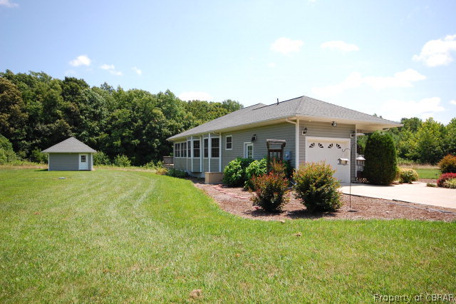 353 Sibleys Landing Road Saluda, VA 23149 - Photo 8 of 27