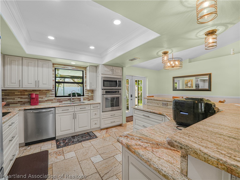 4326 Lakewood Road Sebring, FL 33875 - Photo 14 of 50