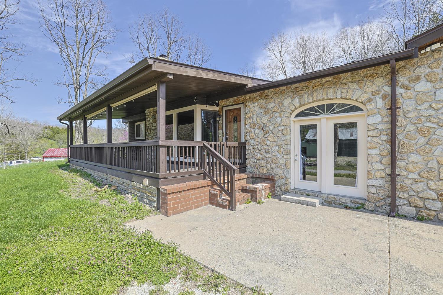 16098 Snail Creek Road Brookville, IN 47012 - Photo 5 of 27