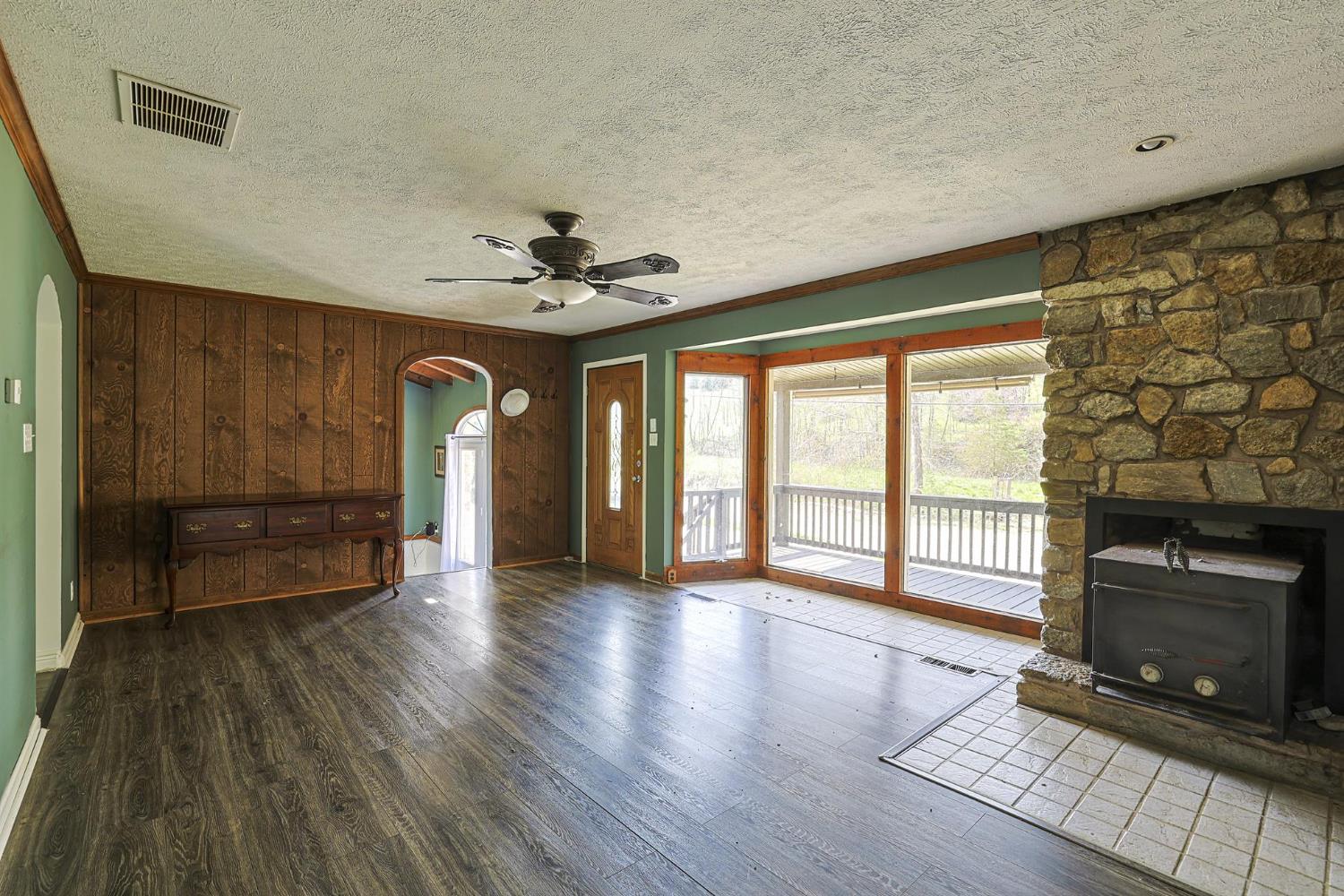 16098 Snail Creek Road Brookville, IN 47012 - Photo 7 of 27