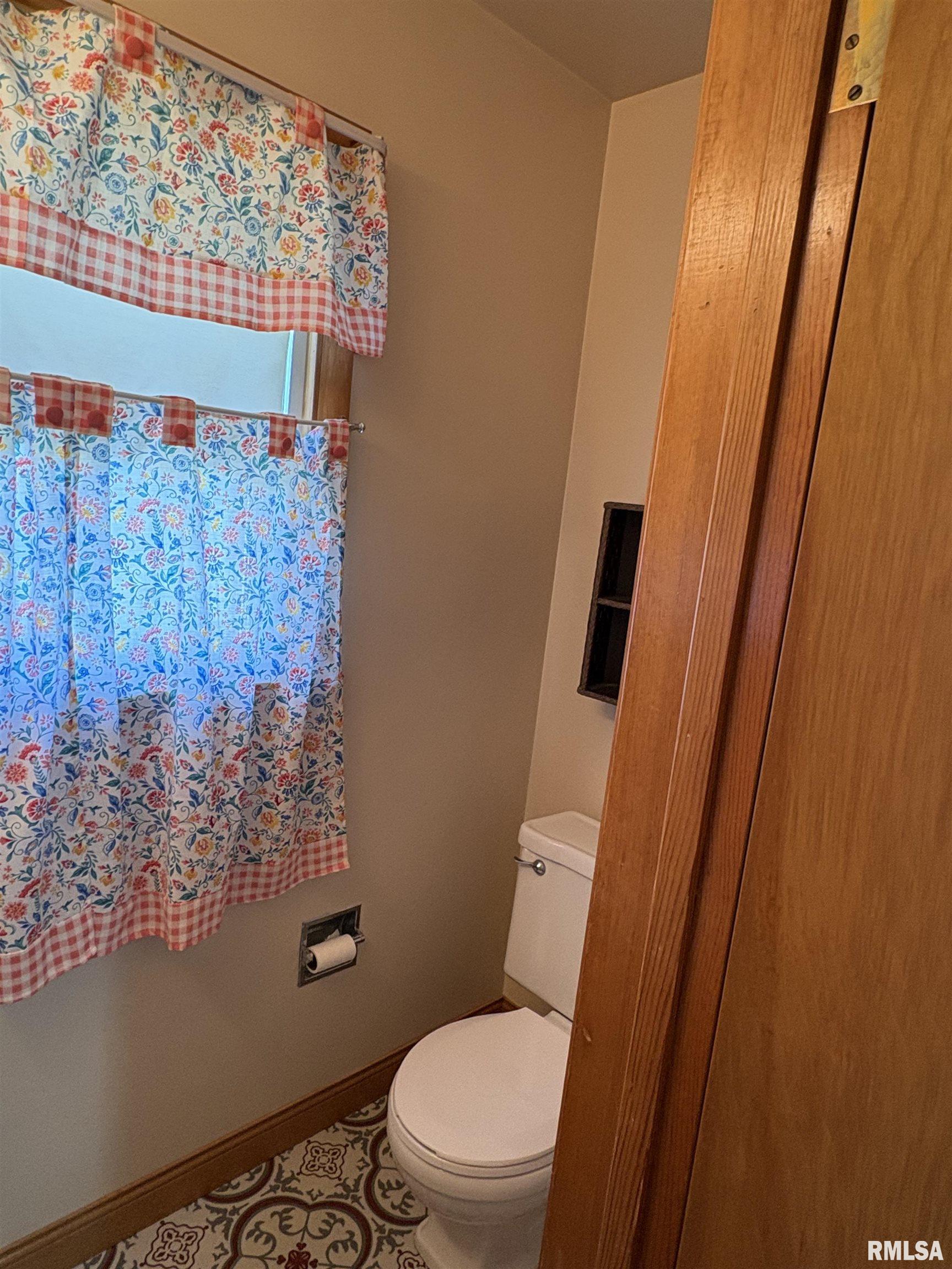 870 Park View Road Galesburg, IL 61401 - Photo 50 of 60