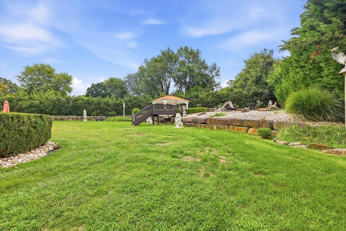 19 Hillside Road Englishtown, NJ 07726 - Photo 37 of 43 Gallery Image 37