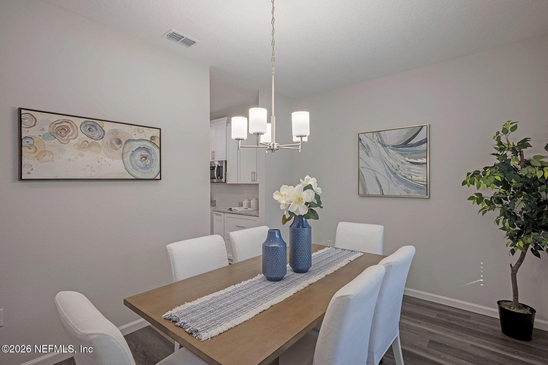 1639 Lakewood Road Jacksonville, FL 32207 - Photo 8 of 39 a view of a dining room with furniture