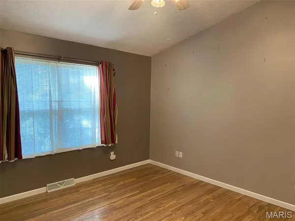 $200,000 | 503 North Creek Crossing, Trenton, IL 62293