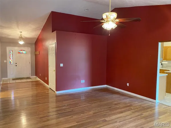 $200,000 | 503 North Creek Crossing, Trenton, IL 62293