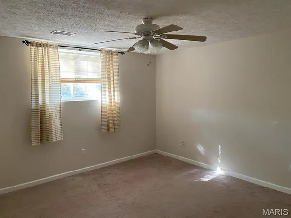 $200,000 | 503 North Creek Crossing, Trenton, IL 62293