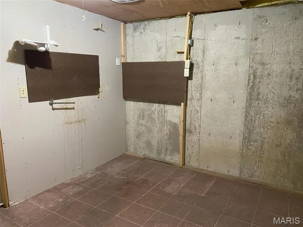 $200,000 | 503 North Creek Crossing, Trenton, IL 62293