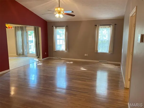 $200,000 | 503 North Creek Crossing, Trenton, IL 62293