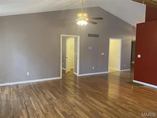 $200,000 | 503 North Creek Crossing, Trenton, IL 62293