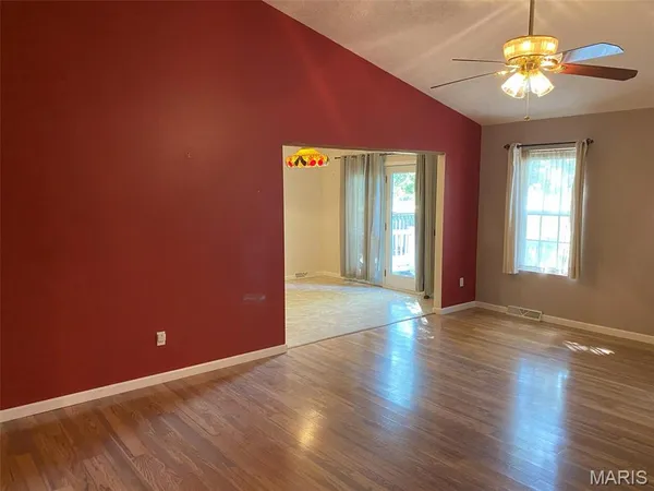 $200,000 | 503 North Creek Crossing, Trenton, IL 62293