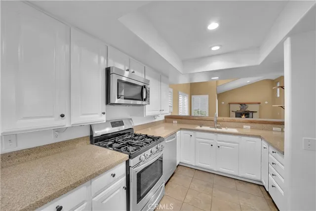 $5,600 | 2063 Hidden Valley Canyon Road, Laguna Beach, CA 92651