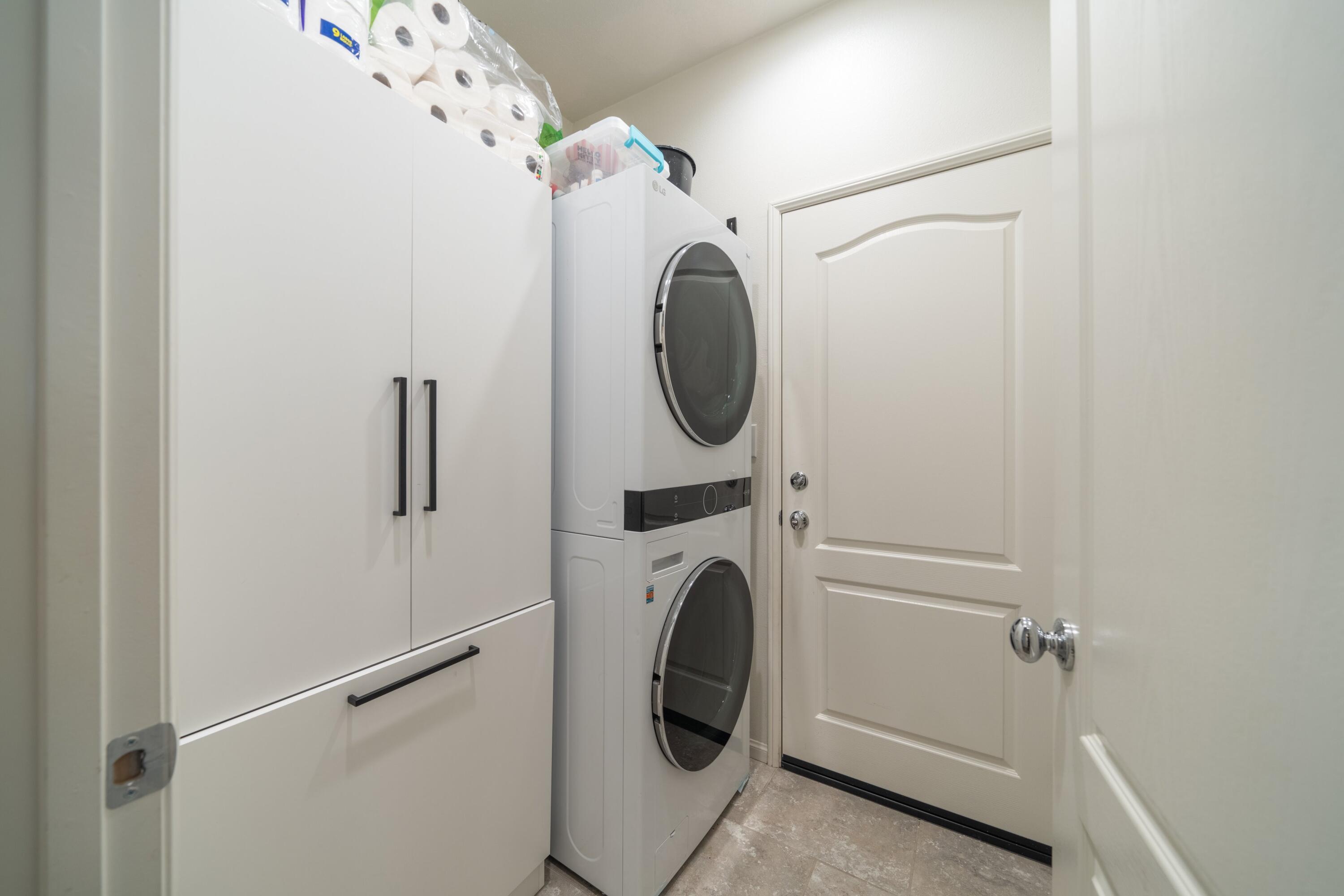 411 Calabrese Street Fallbrook, CA 92028 - Photo 5 of 42 07-JYP08918-HDR