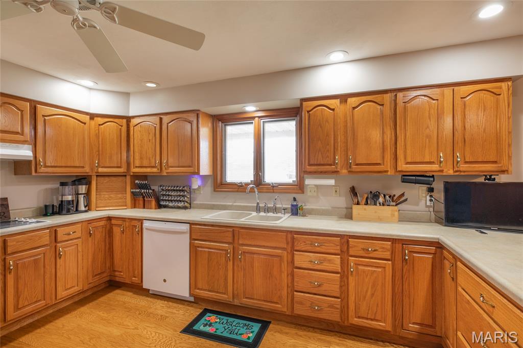 18 Lake Drive Moro, IL 62067 - Photo 15 of 58