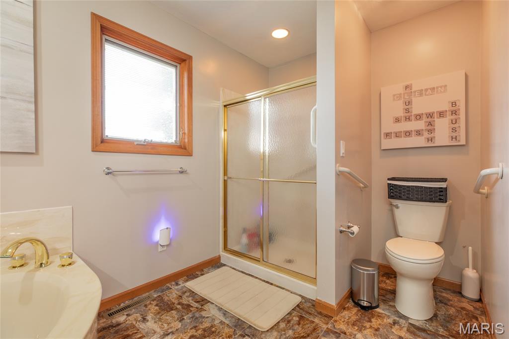 18 Lake Drive Moro, IL 62067 - Photo 24 of 58