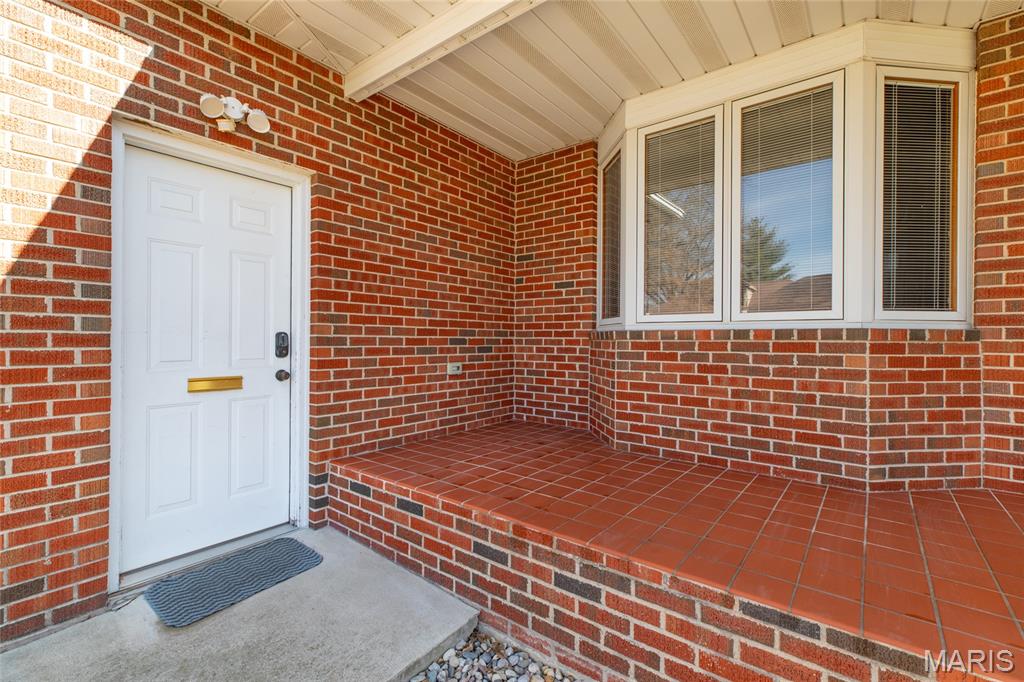 18 Lake Drive Moro, IL 62067 - Photo 5 of 58