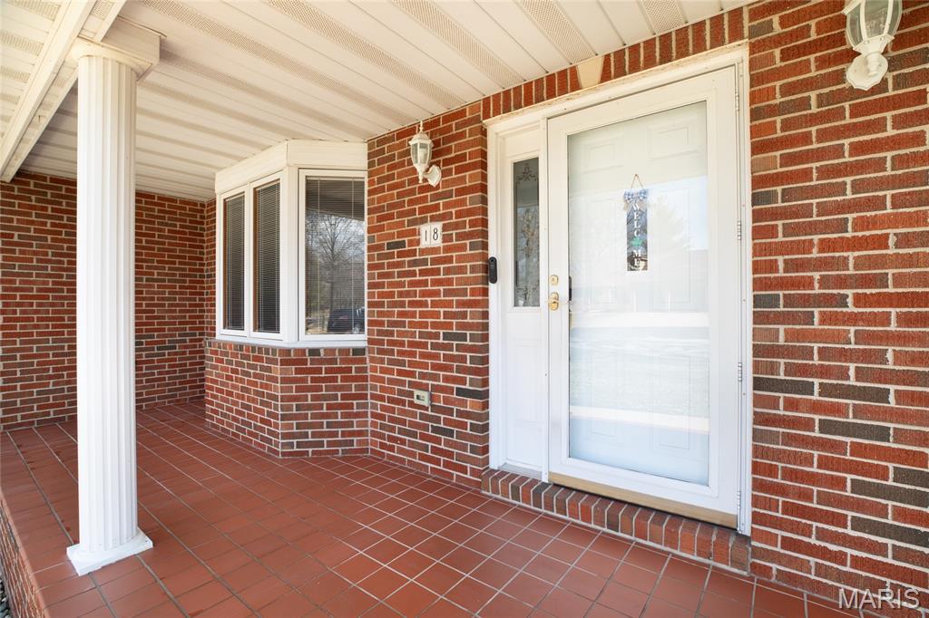 18 Lake Drive Moro, IL 62067 - Photo 6 of 58