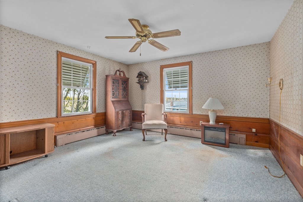 49 Whitehead Avenue Hull, MA 02045 - Photo 15 of 38