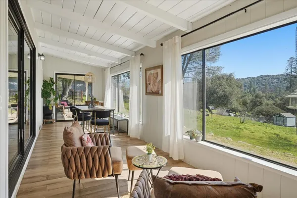 $450,000 | 45430 Lauri Lane, Oakhurst, CA 93644