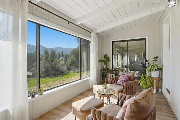 $450,000 | 45430 Lauri Lane, Oakhurst, CA 93644