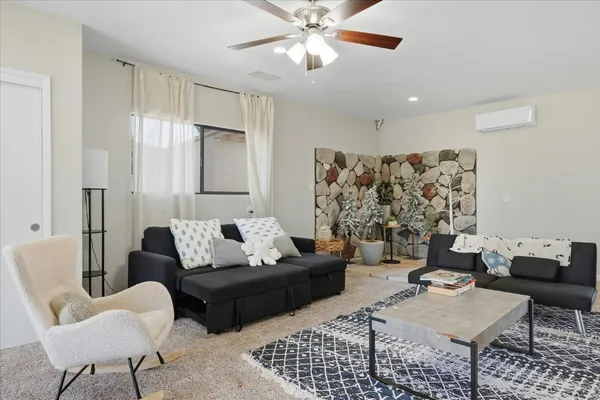 $450,000 | 45430 Lauri Lane, Oakhurst, CA 93644