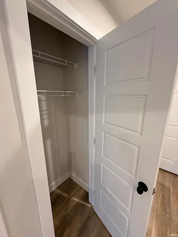 $293,500 | 9 Beacon Way, Washington, IN 47501