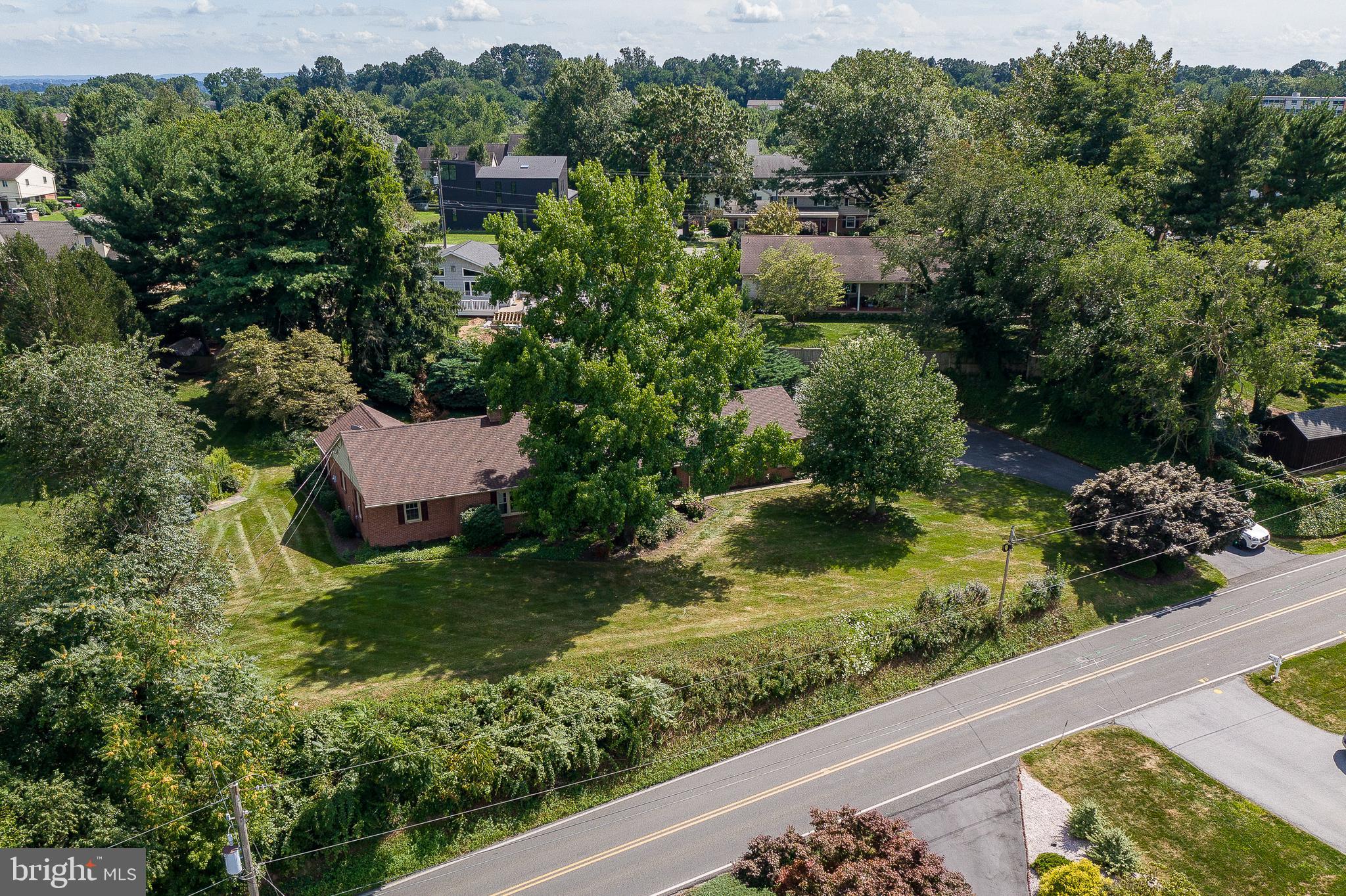 314 Pierson Road Lititz, PA 17543 - Photo 11 of 52