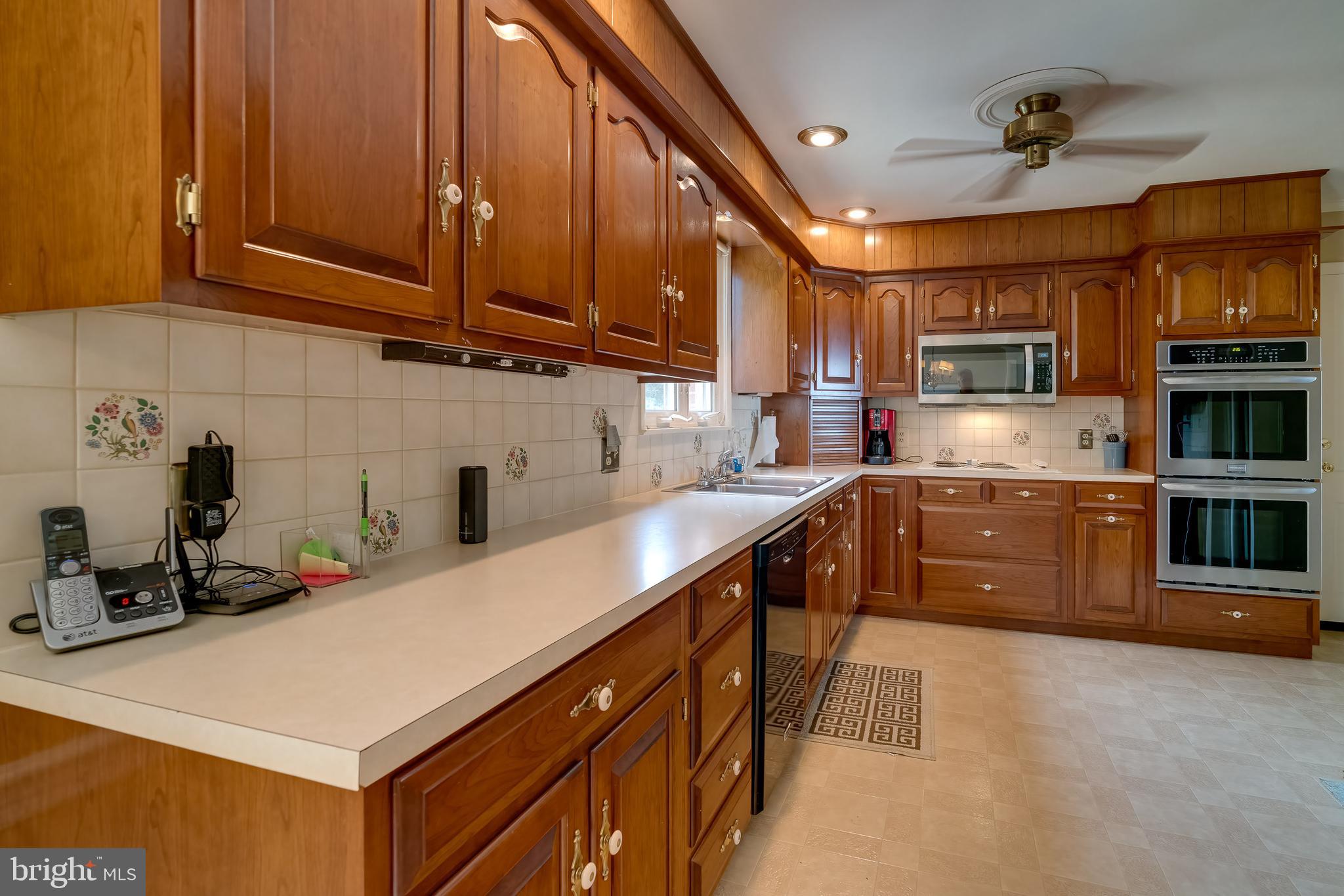 314 Pierson Road Lititz, PA 17543 - Photo 15 of 52