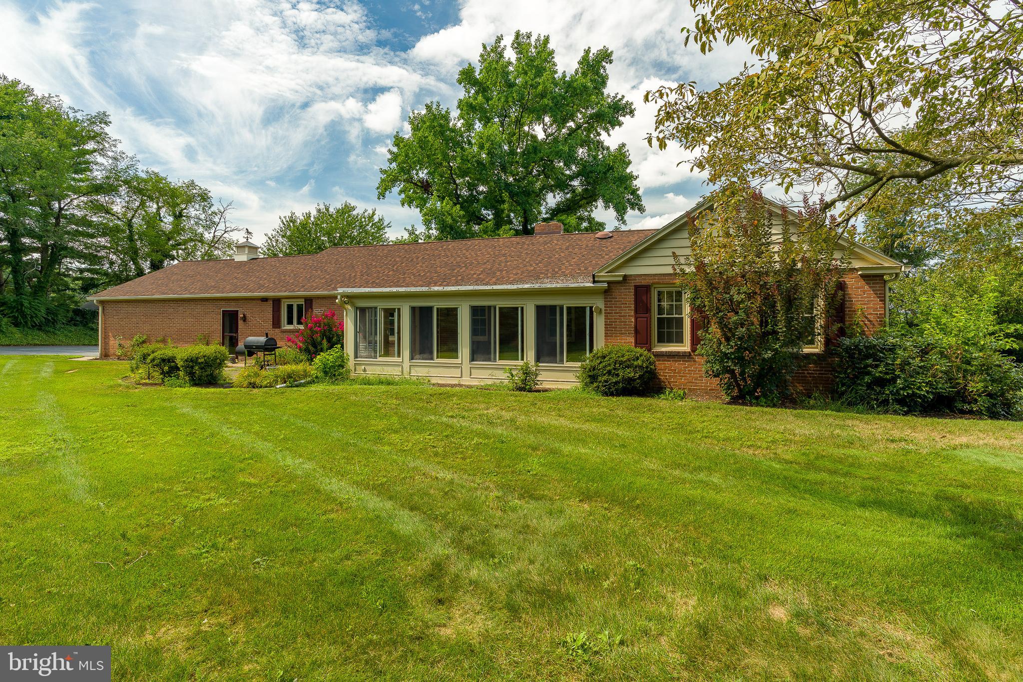 314 Pierson Road Lititz, PA 17543 - Photo 5 of 52
