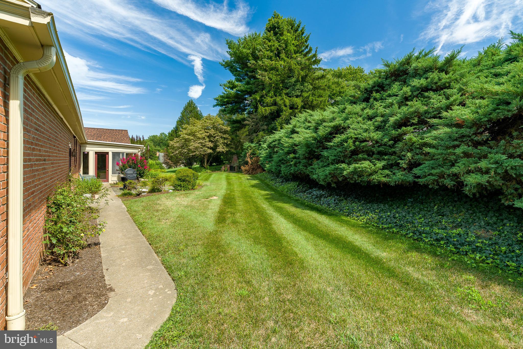 314 Pierson Road Lititz, PA 17543 - Photo 7 of 52