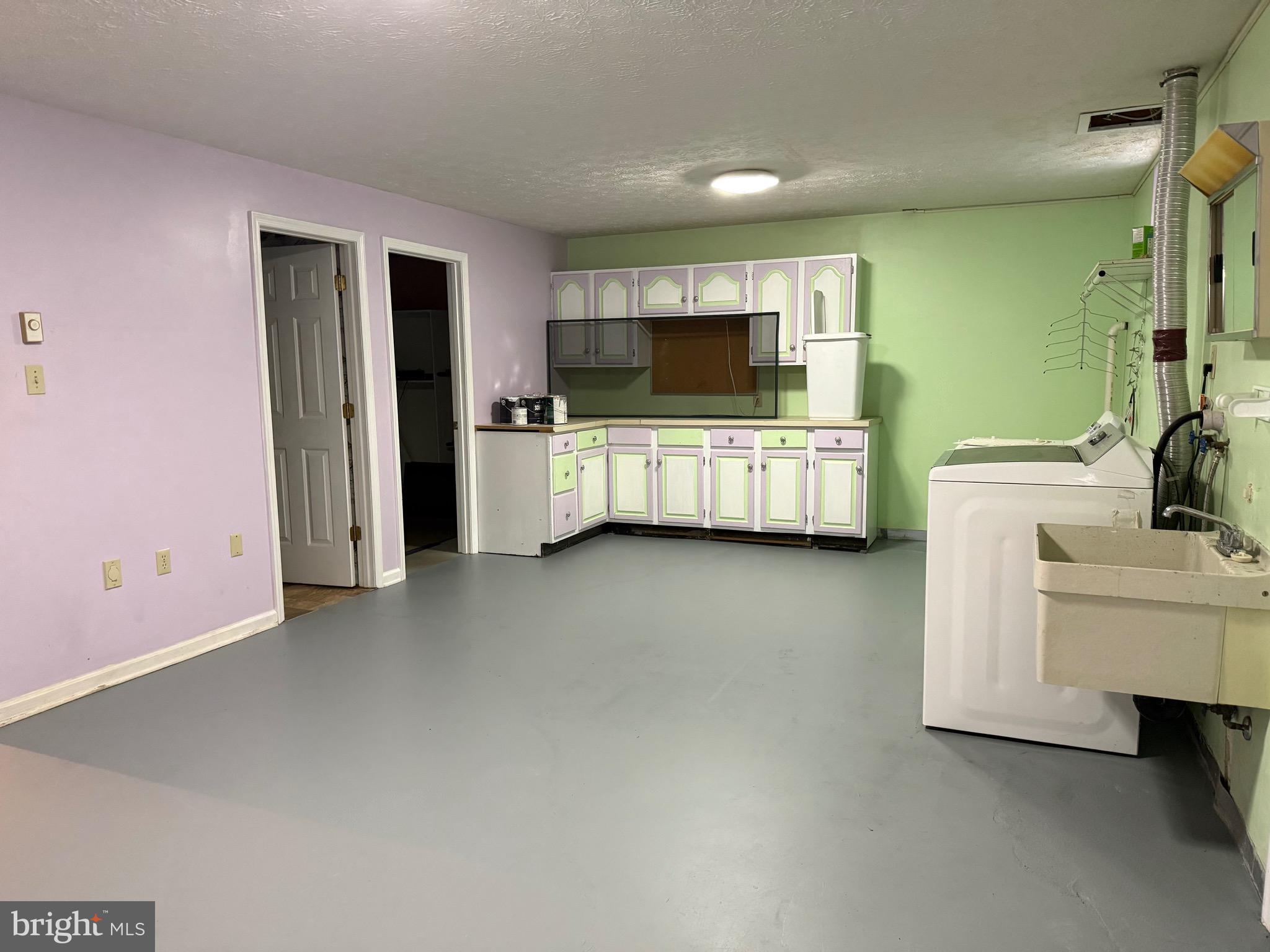 118 Russellcroft Road Winchester, VA 22601 - Photo 35 of 72 Laundry Room in Basement