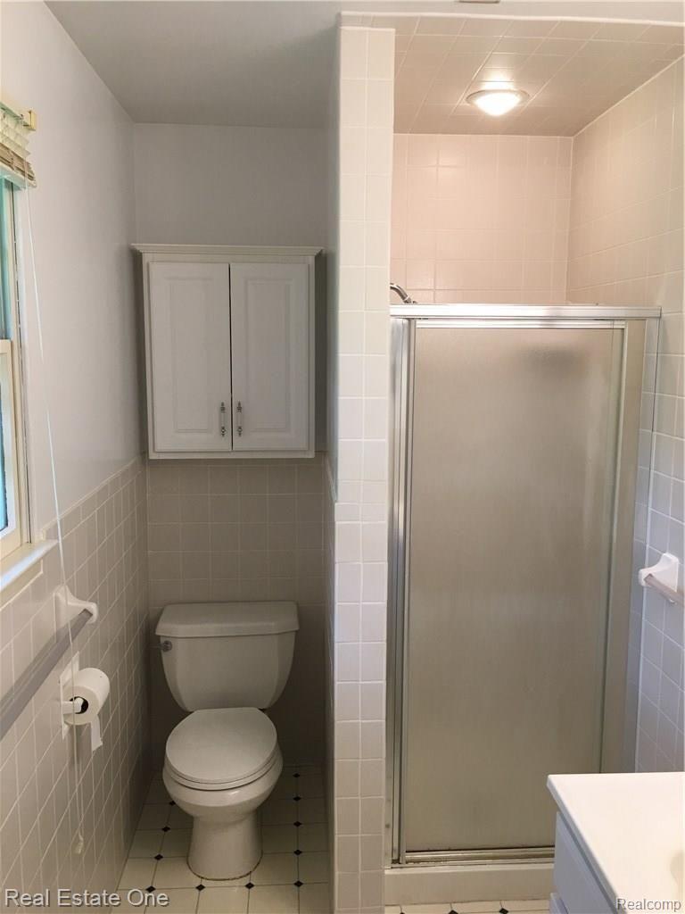 7319 South Beyer Road Frankenmuth, MI 48734 - Photo 54 of 84 MBath View 1.JPG