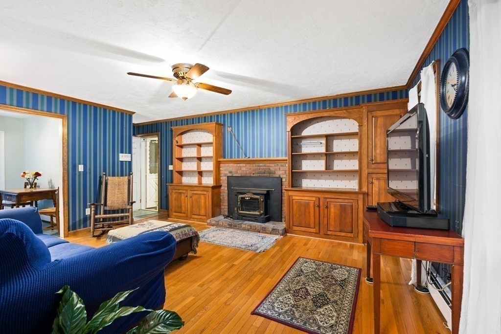 35 Glendale Road Sturbridge, MA 01518 - Photo 11 of 34 Gallery Image 11