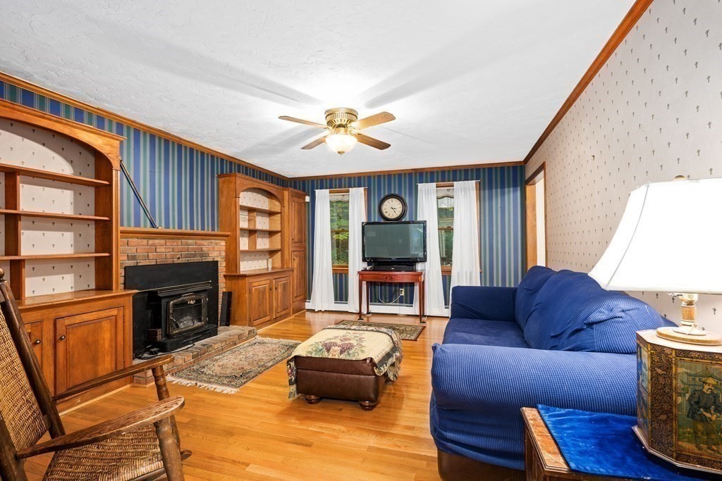 35 Glendale Road Sturbridge, MA 01518 - Photo 12 of 34 Gallery Image 12
