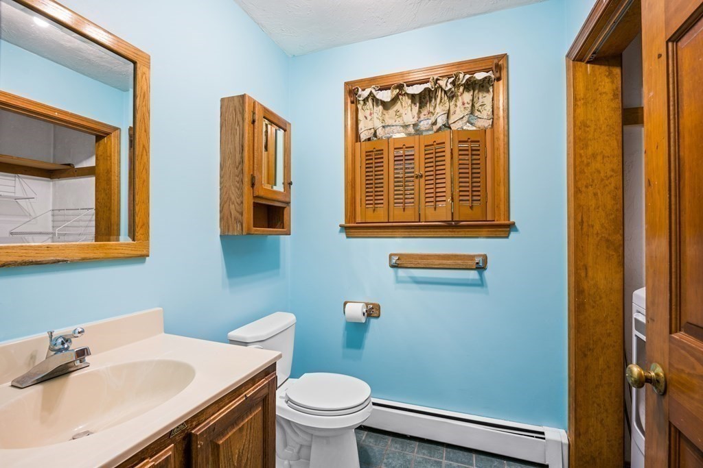 35 Glendale Road Sturbridge, MA 01518 - Photo 14 of 34 Gallery Image 14