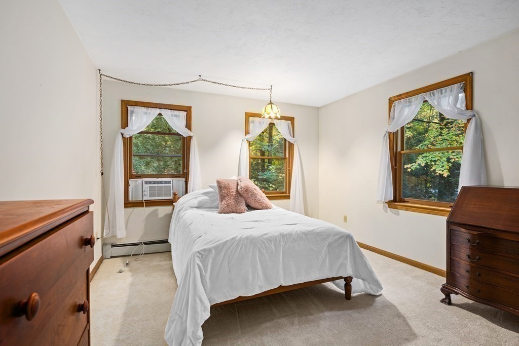35 Glendale Road Sturbridge, MA 01518 - Photo 25 of 34 Gallery Image 25