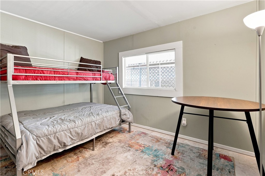 22899 Byron Road, Unit 31 Crestline, CA 92325 - Photo 23 of 36 Bedroom