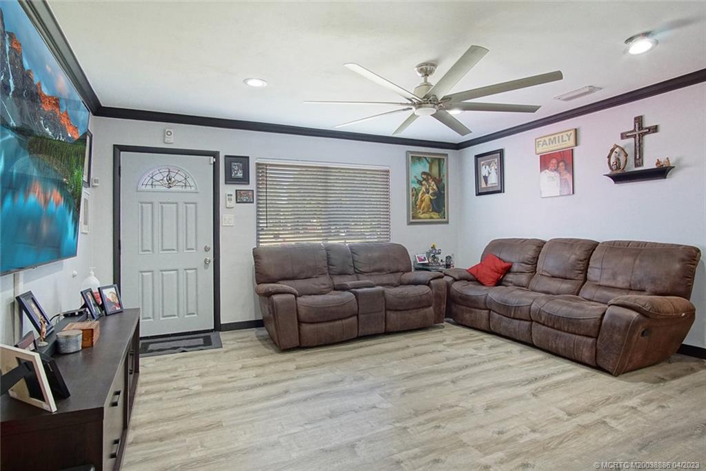 2409 Elizabeth Avenue Fort Pierce, FL 34981 - Photo 10 of 30 a living room with furniture