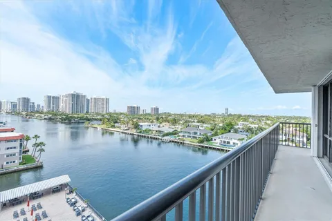 $560,000 | 2017 South Ocean Drive, Unit 910, Hallandale Beach, FL 33009