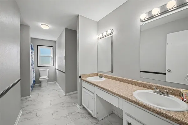 $330,000 | 2002 Cottie Lane, Arlington, TX 76010