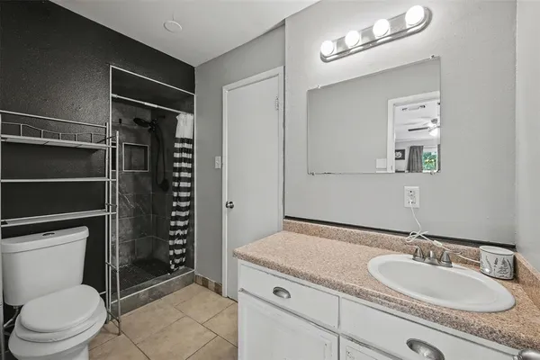 $330,000 | 2002 Cottie Lane, Arlington, TX 76010