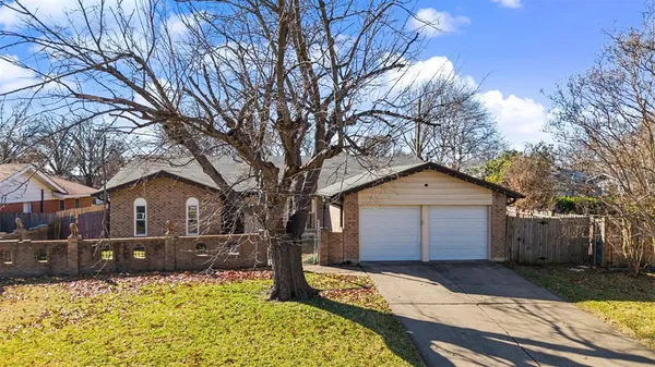 $330,000 | 2002 Cottie Lane, Arlington, TX 76010