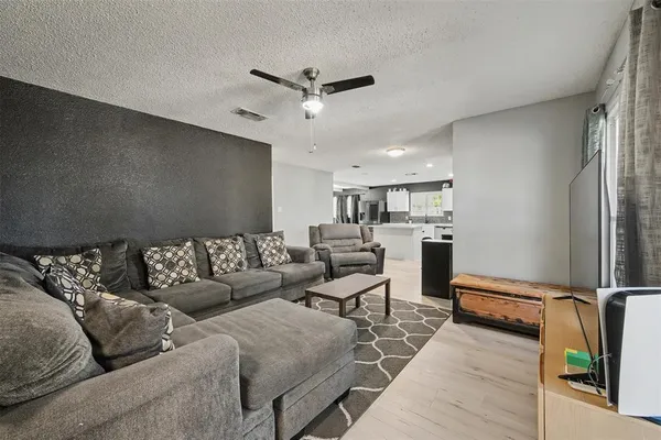 $330,000 | 2002 Cottie Lane, Arlington, TX 76010