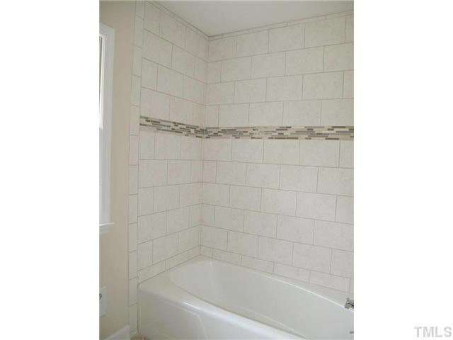 3708 Oak Park Road Raleigh, NC 27612 - Photo 18 of 25 Bathroom