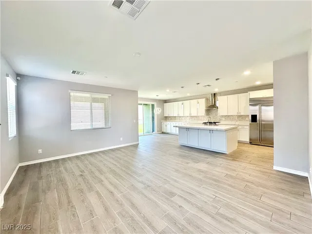 $4,995 | 1297 Ventura Cliffs Avenue, Henderson, NV 89012