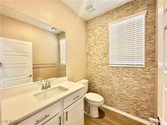 $4,995 | 1297 Ventura Cliffs Avenue, Henderson, NV 89012