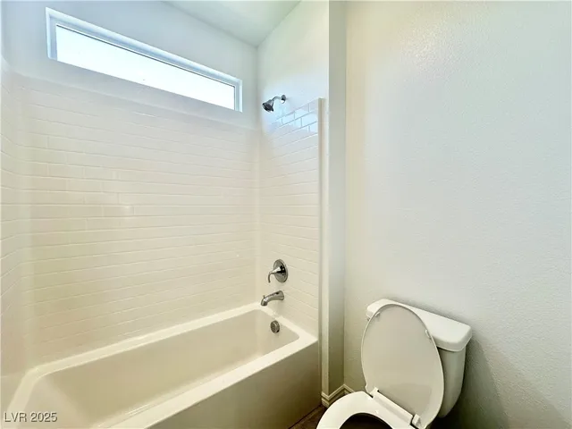 $4,995 | 1297 Ventura Cliffs Avenue, Henderson, NV 89012