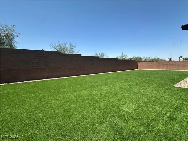 $4,995 | 1297 Ventura Cliffs Avenue, Henderson, NV 89012