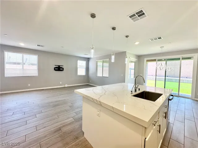 $4,995 | 1297 Ventura Cliffs Avenue, Henderson, NV 89012